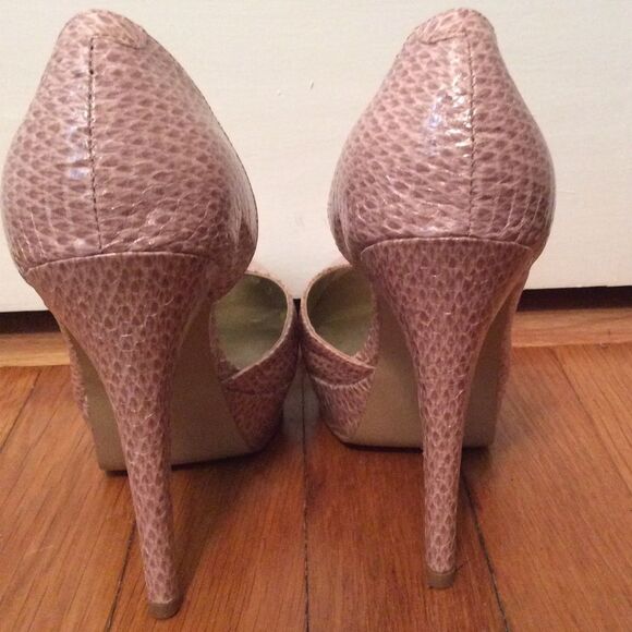 GUESS blush pink snakeskin platform pump heels - Picture 8 of 10